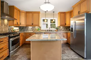 1433 Fulton Ave, Winthrop Harbor, IL 60096 - Photo 6