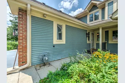 304 Bristol Lane, Fox River Grove, IL 60021 - Photo 2