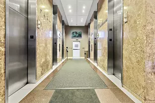 655 W Irving Park Rd, Chicago, IL 60613 - Photo 12