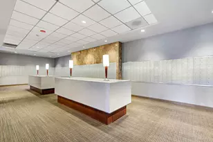 655 W Irving Park Rd, Chicago, IL 60613 - Photo 10