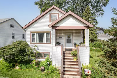 10230 S Turner Avenue, Evergreen Park, IL 60805 - Photo 1