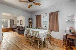 10230 S Turner Ave, Evergreen Park, IL 60805 - Photo 8
