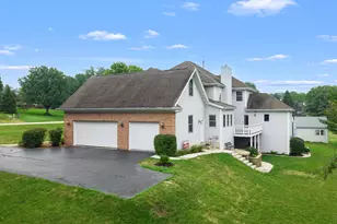 2364 Cairnwell Dr, Belvidere, IL 61008 - Photo 48