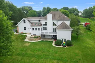 2364 Cairnwell Dr, Belvidere, IL 61008 - Photo 2