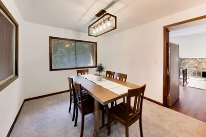 915 W Frontenac Drive, Arlington Heights, IL 60004 - Photo 8