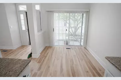 2271 Reflections Drive #2271, Aurora, IL 60502 - Photo 8