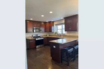 553 Danbury Drive, Oswego, IL 60543 - Photo 4