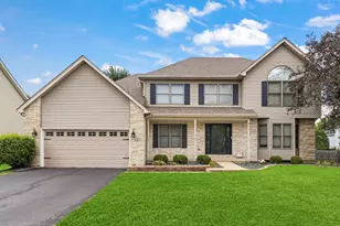553 Danbury Dr, Oswego, IL 60543 - Photo 1