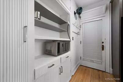 726 Hinman Avenue #2W, Evanston, IL 60202 - Photo 12