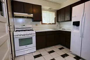7613 S Evans Ave, Chicago, IL 60619 - Photo 16