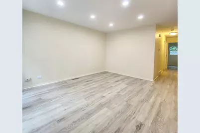 111 Woodland Drive, Round Lake Beach, IL 60073 - Photo 2