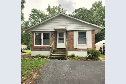 111 Woodland Drive, Round Lake Beach, IL 60073 - Photo 1