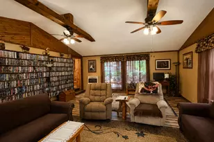 690 Ganntown Ln, Grantsburg, IL 62943 - Photo 8