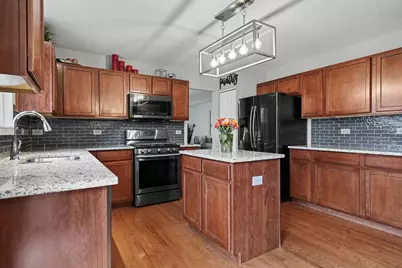 1305 Glenridge Court N, Minooka, IL 60447 - Photo 10