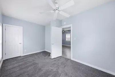 422 S 10th Street, Dekalb, IL 60115 - Photo 14