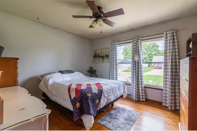 1027 W 3rd Street, Spring Valley, IL 61362 - Photo 14
