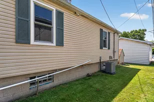 611 Table St, Lockport, IL 60441 - Photo 32
