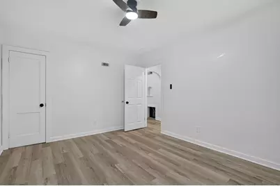 704 1/2 6th Street #2R, Mendota, IL 61342 - Photo 12