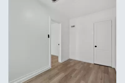 704 1/2 6th Street #2R, Mendota, IL 61342 - Photo 10