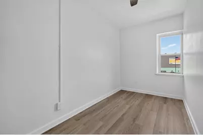 704 1/2 6th Street #2R, Mendota, IL 61342 - Photo 14
