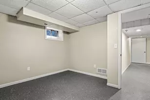 4659 Brougham Dr, Rockford, IL 61114 - Photo 32