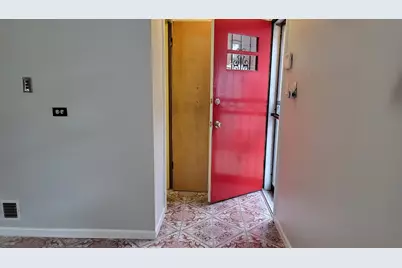 7023 S Bennett Avenue, Chicago, IL 60649 - Photo 12
