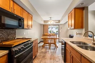 17037 East Circle Dr, Tinley Park, IL 60477 - Photo 10