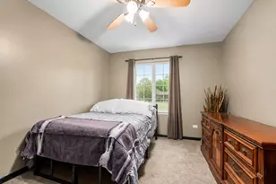 17037 East Circle Dr, Tinley Park, IL 60477 - Photo 16