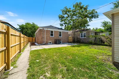 12742 S Parnell Avenue, Chicago, IL 60628 - Photo 18
