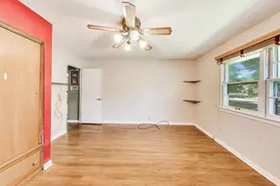 518 N William St, Joliet, IL 60435 - Photo 12