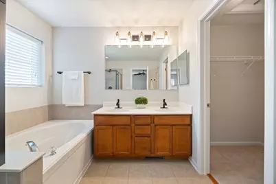 436 Azalea Street, Elgin, IL 60124 - Photo 18