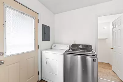 109 Landmeier Road, Elk Grove Village, IL 60007 - Photo 16