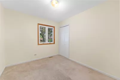 109 Landmeier Road, Elk Grove Village, IL 60007 - Photo 8