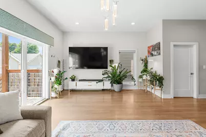 5047 W Winnemac Avenue, Chicago, IL 60630 - Photo 18