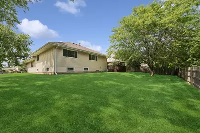 1166 Tracie Drive, Lake Zurich, IL 60047 - Photo 22