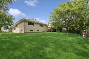 1166 Tracie Dr, Lake Zurich, IL 60047 - Photo 22