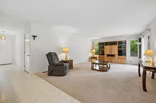 1166 Tracie Dr, Lake Zurich, IL 60047 - Photo 10