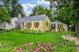 812 Richards St, Geneva, IL 60134 - Photo 2