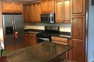 636 Exmoor Ave, Barrington, IL 60010 - Photo 4