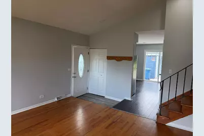 934 S Harvard Avenue, Addison, IL 60101 - Photo 4