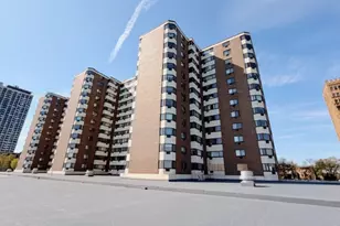 7337 S South Shore Dr, Chicago, IL 60649 - Photo 8