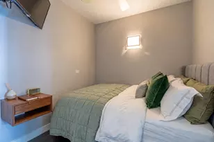 1660 N La Salle Dr, Chicago, IL 60614 - Photo 10