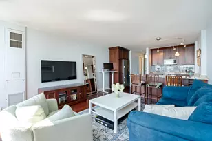 1660 N La Salle Dr, Chicago, IL 60614 - Photo 8