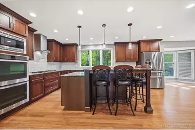 2S943 Shagbark Drive, Batavia, IL 60510 - Photo 4