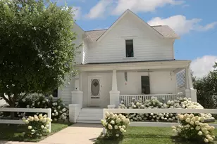 534 2nd Ave, Ottawa, IL 61350 - Photo 1