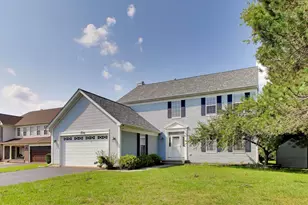 14106 Glenwood Ct, Libertyville, IL 60048 - Photo 2
