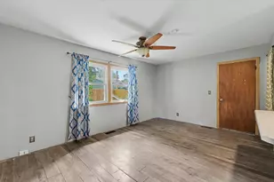 1004 Frank Dr, Champaign, IL 61821 - Photo 10