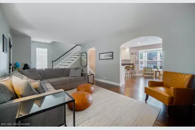 9717 S Hamlin Avenue, Evergreen Park, IL 60805 - Photo 6