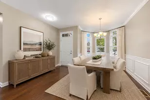 1636 Castle Lawn Ct, Naperville, IL 60565 - Photo 2