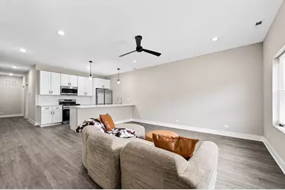 4053 S Prairie Avenue, Chicago, IL 60653 - Photo 6